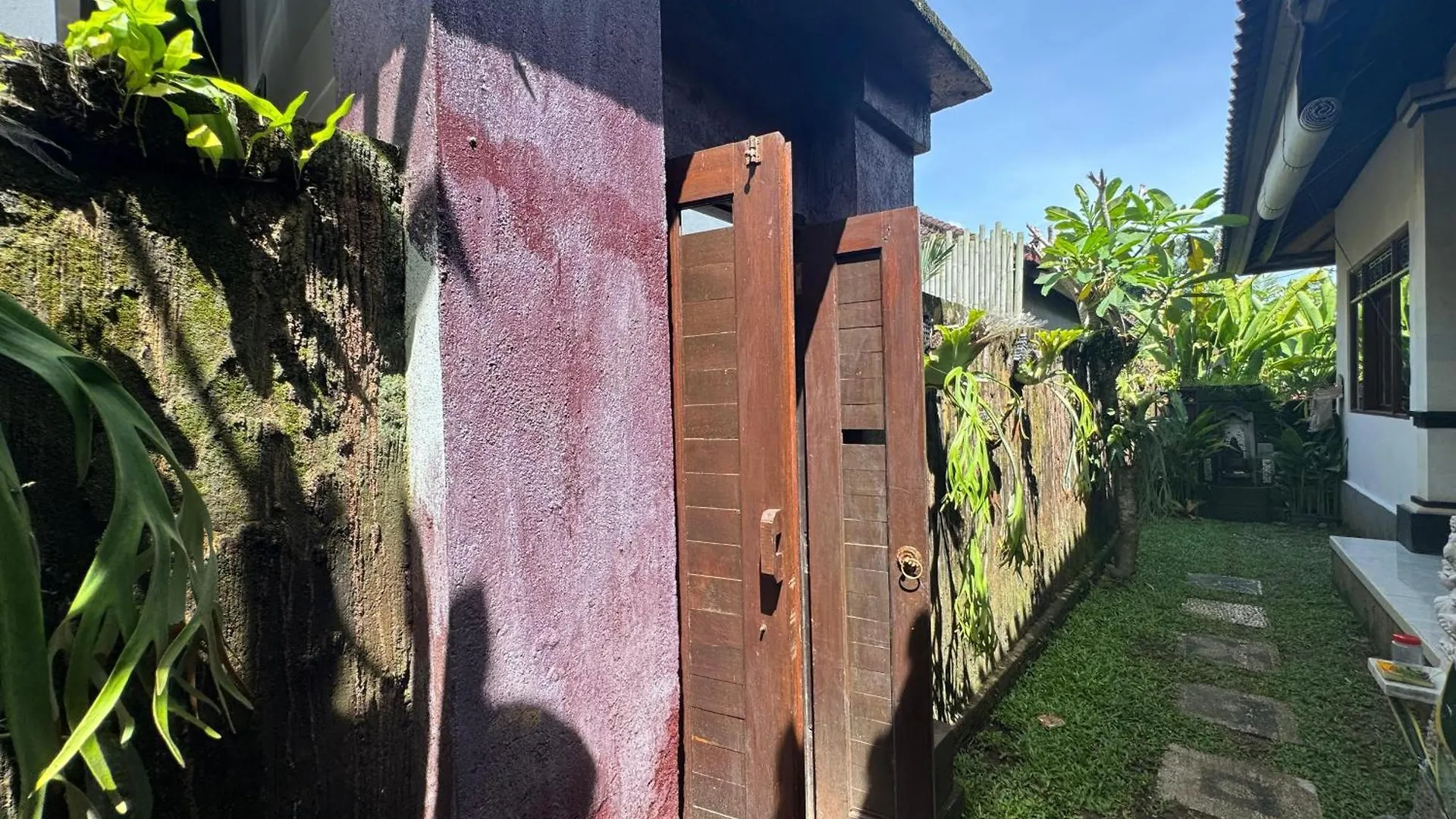 Vina Guest House Ubud  Indonesia