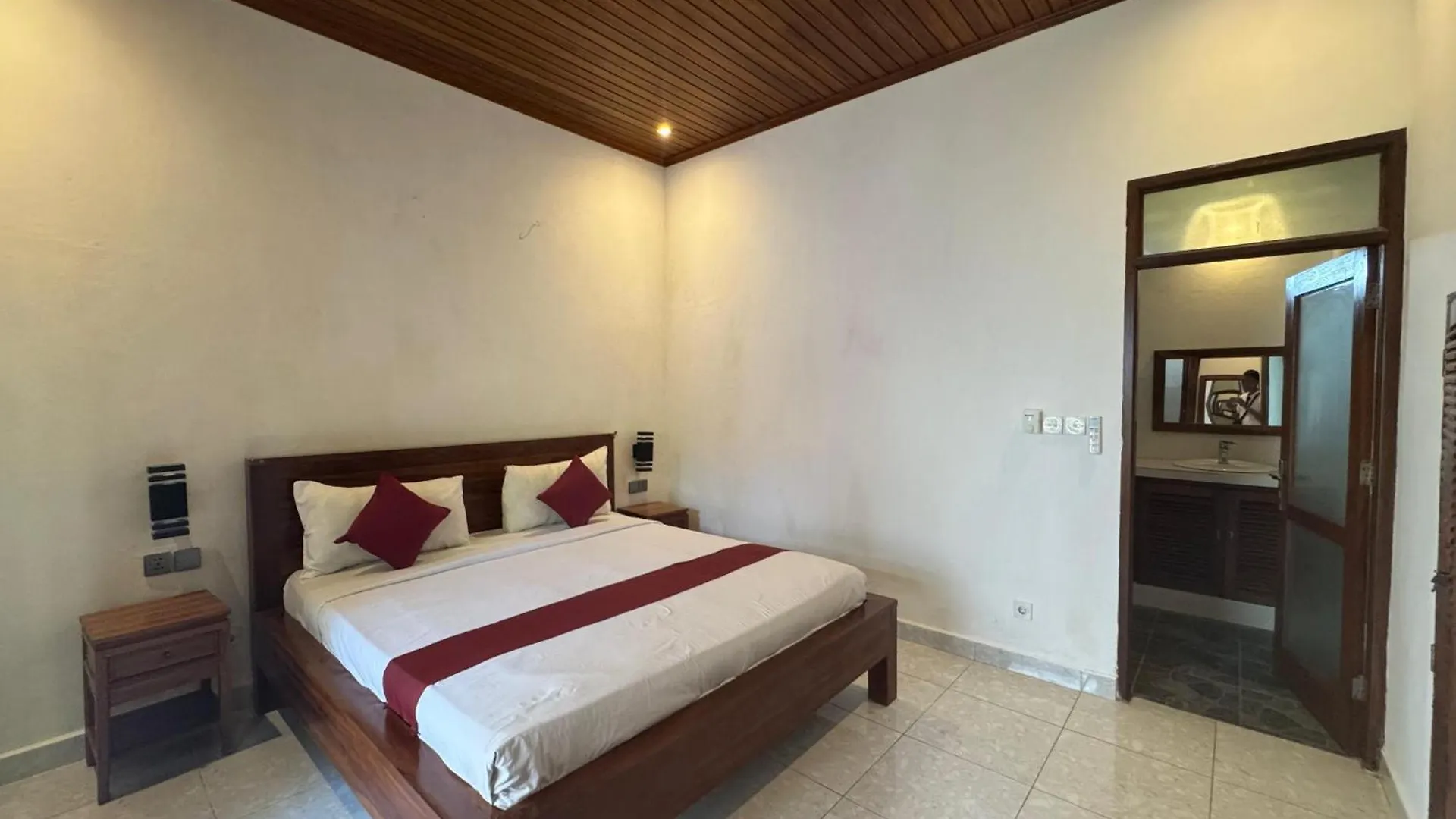 Vina Guest House Ubud  Ubud (Bali)