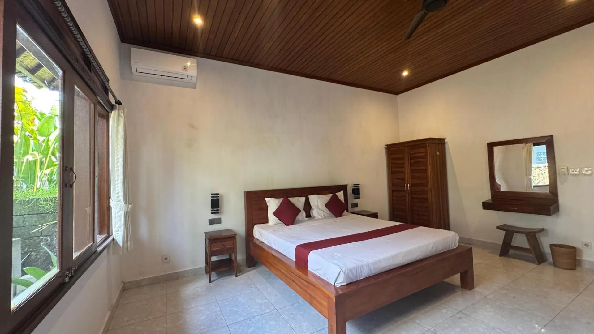 Vina Guest House Ubud